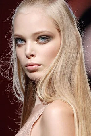 Look 28